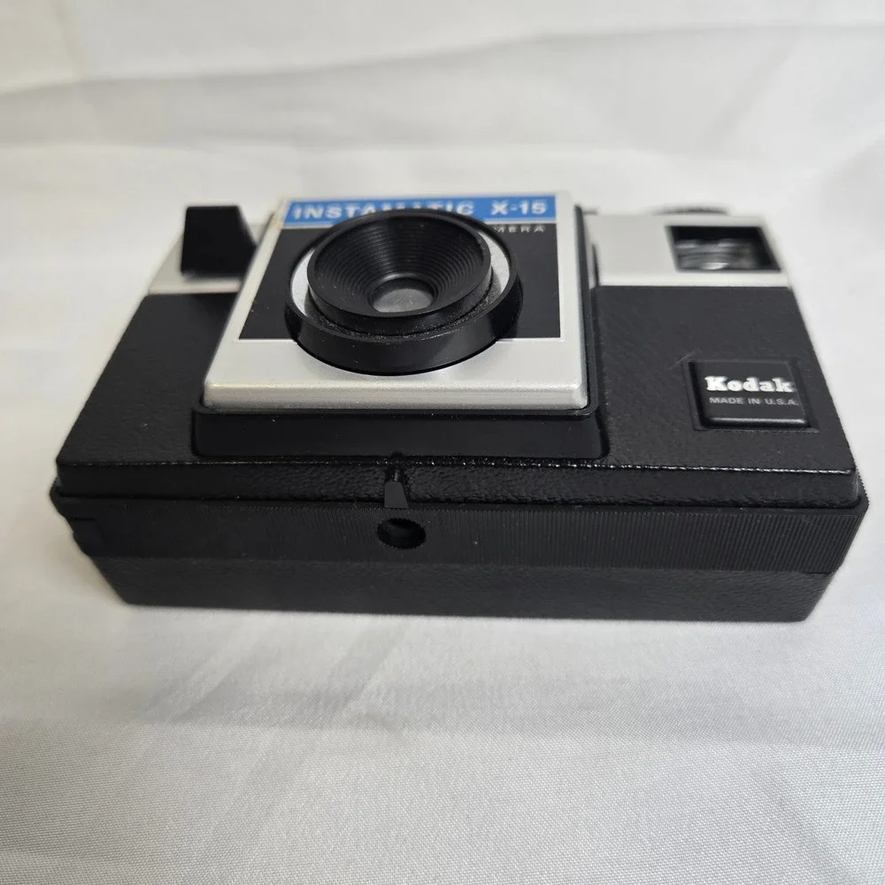 Kodak Instamatic X-15 Color Outfit Camera, Vtg 70s/80s,‎ Untested